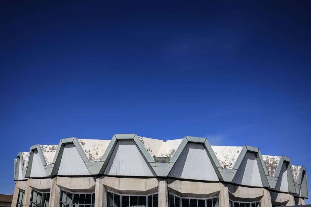 Eine Audimax wie eine Muschel: Die gesamte Ruhruniversität Bochum wurde im Stil des Brutalismus entworfen und soll im Meer liegende Schiffe darstellen. (Archivbild)