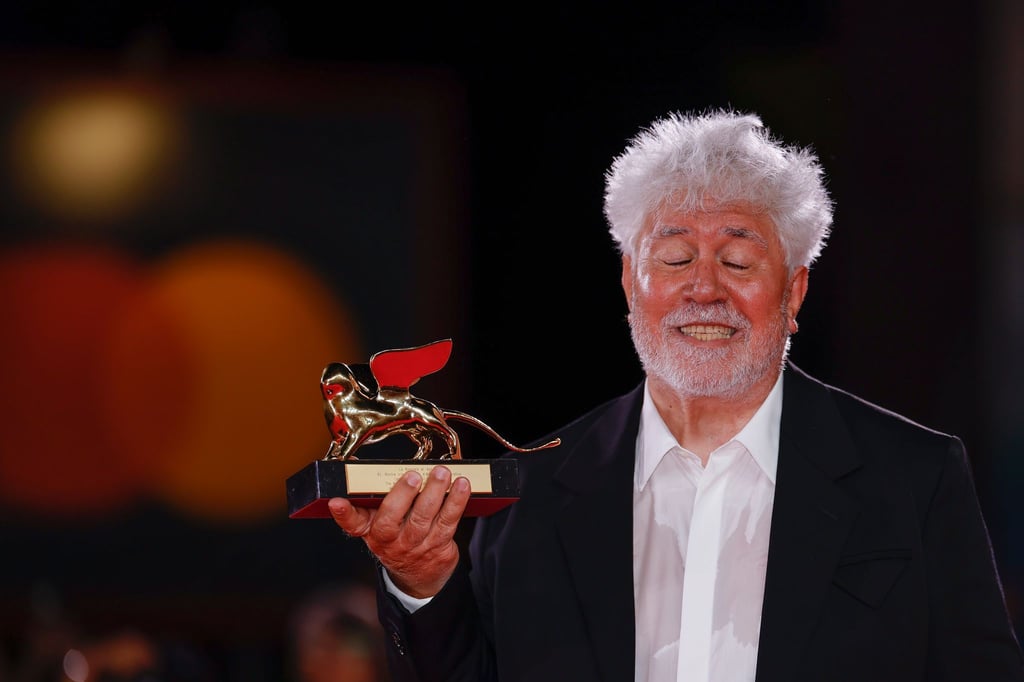 Pedro Almodóvar bricht in seinen Filmen oft Tabus.