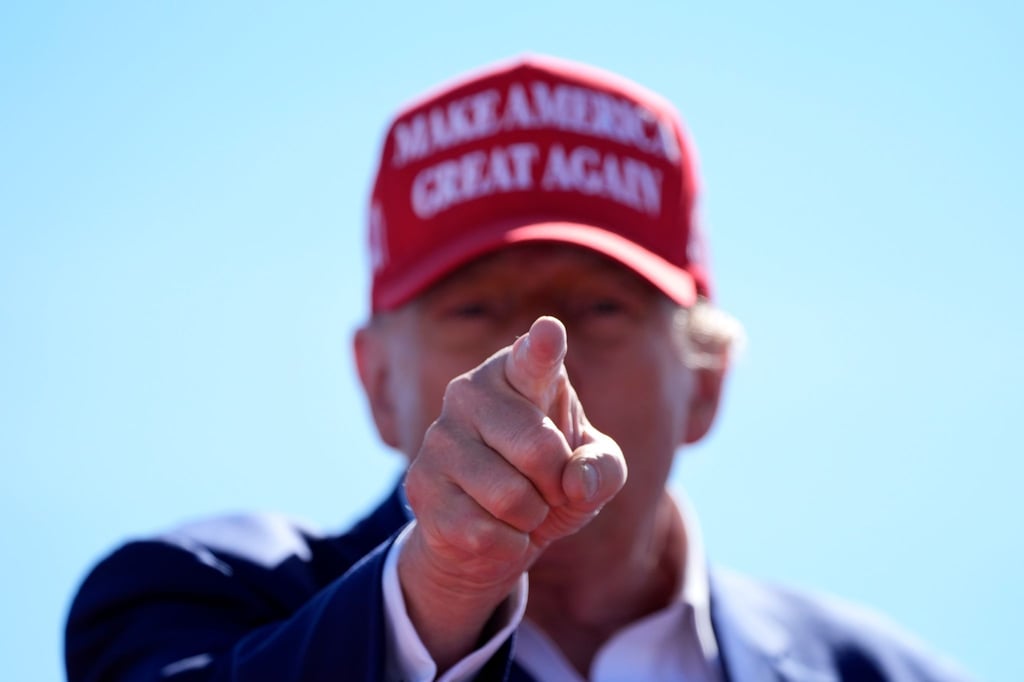 Die Unterstützung für Ex-Präsident Trump ist der Umfrage zufolge stabil. (Archivbild)