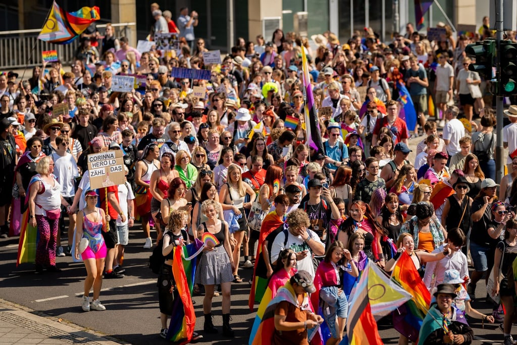 Bunt und friedlich - Christopher Street Day in Erfurt.