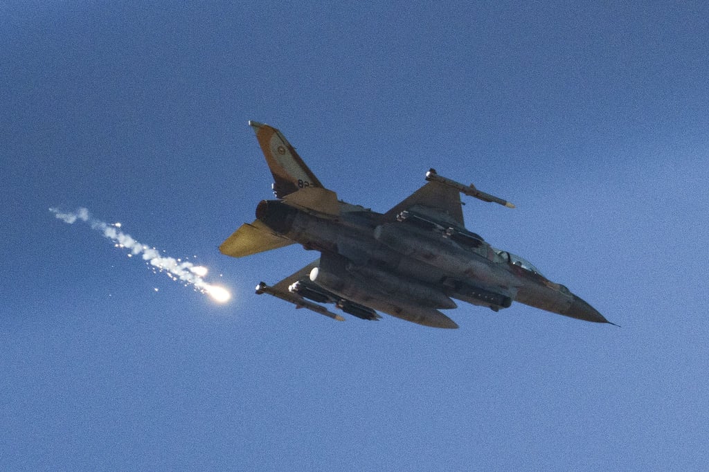Immer wieder greift Israel laut Beobachtern Ziele in Syrien an. (Archivbild)