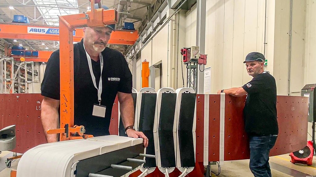 Blick in die Generator-Produktion von Enercon am August-Bebel-Damm im Norden Magdeburgs.