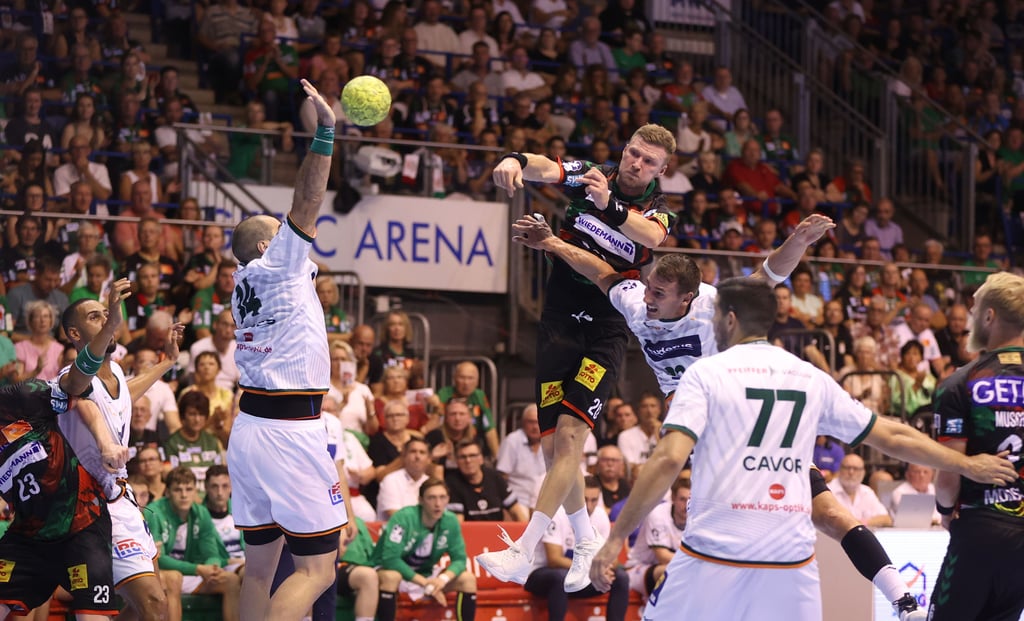 Vier seiner sieben Tore erzielte Philipp  Weber für den SCM gegen Wetzlar mit straffen Würfen aus dem Rückraum.