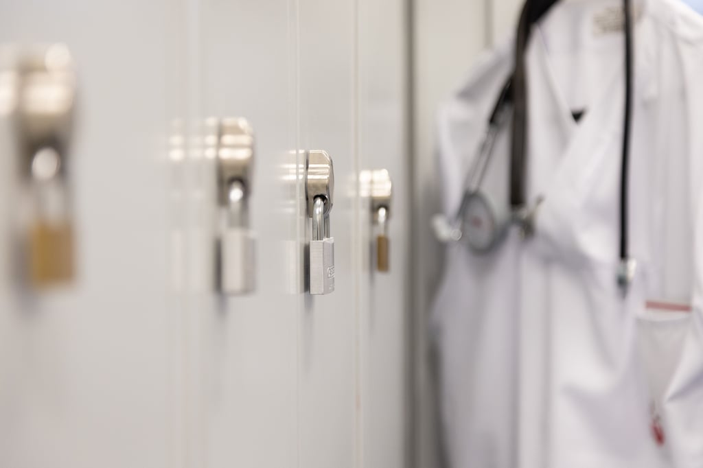 Fahrräder, Geld, Schuhe: In Sachsen-Anhalts Krankenhäusern steigt die Zahl der Diebstähle.