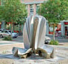 Der Brunnen am Sperlingsberg in Staßfurt zeigt starke Verschmutzungen. 