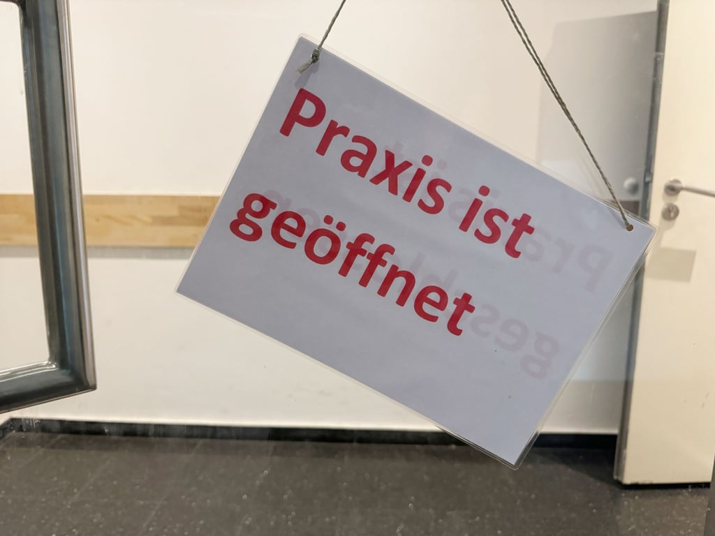 Ärzte fordern eine Strafgebühr für ungenutzte Termine. (Symbolbild)