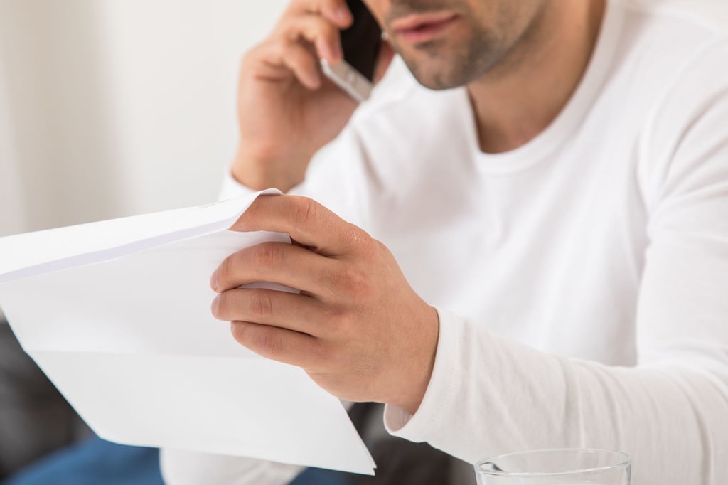 Hat das Finanzamt Ihnen für eine späte Steuerrückzahlung horrende Zinsen aufgebrummt? Dann kann es sinnvoll sein, Einspruch einzulegen, bis das Bundesverfassungsgericht darüber entschieden hat, wie hoch diese sein dürfen.