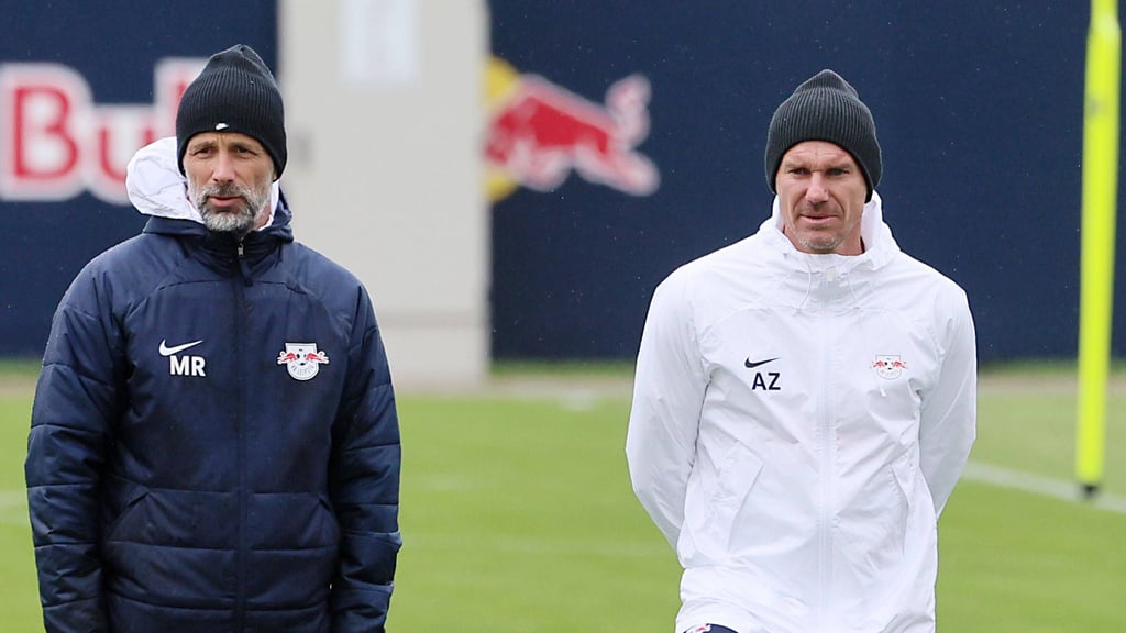 Marco Rose (l.)wird am Samstag von seinem RB-Assistenten Alexander Zickler vertreten.