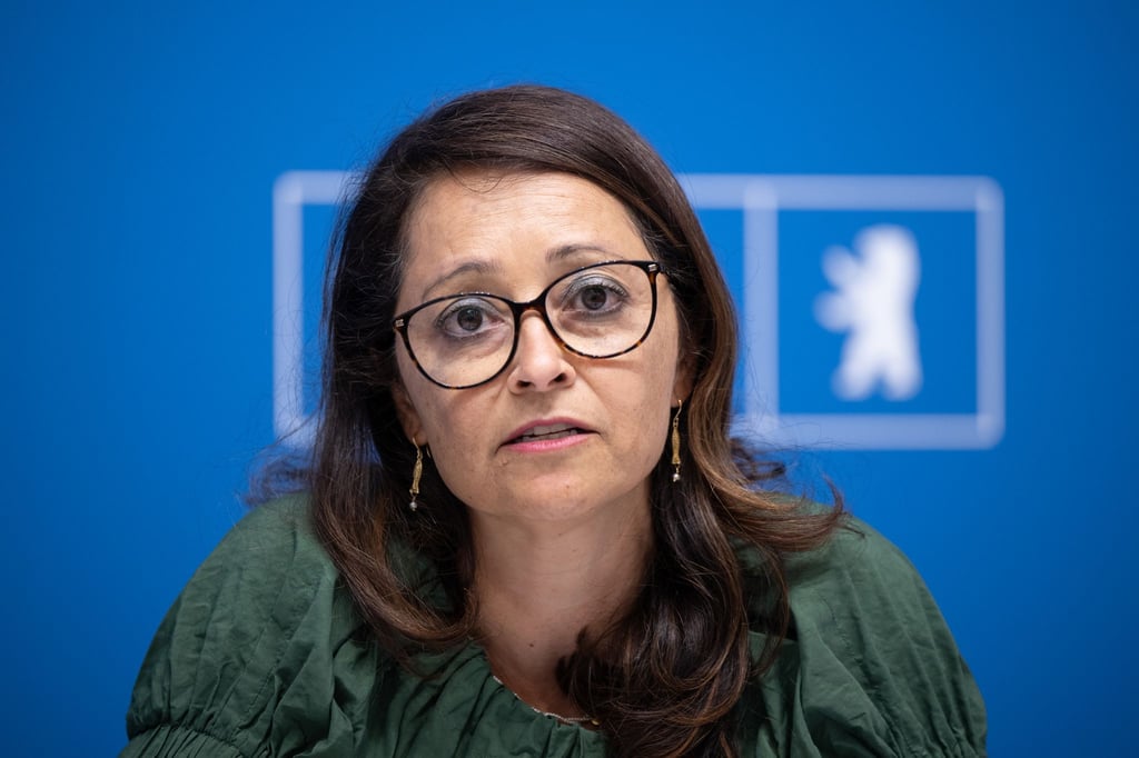 Berlins Justizsenatorin Felor Badenberg (CDU) macht sich für eine Bundesratsinitiative zum Schutz von Justizpersonal und Zeugen vor Bedrohungen stark. (Archivbild)