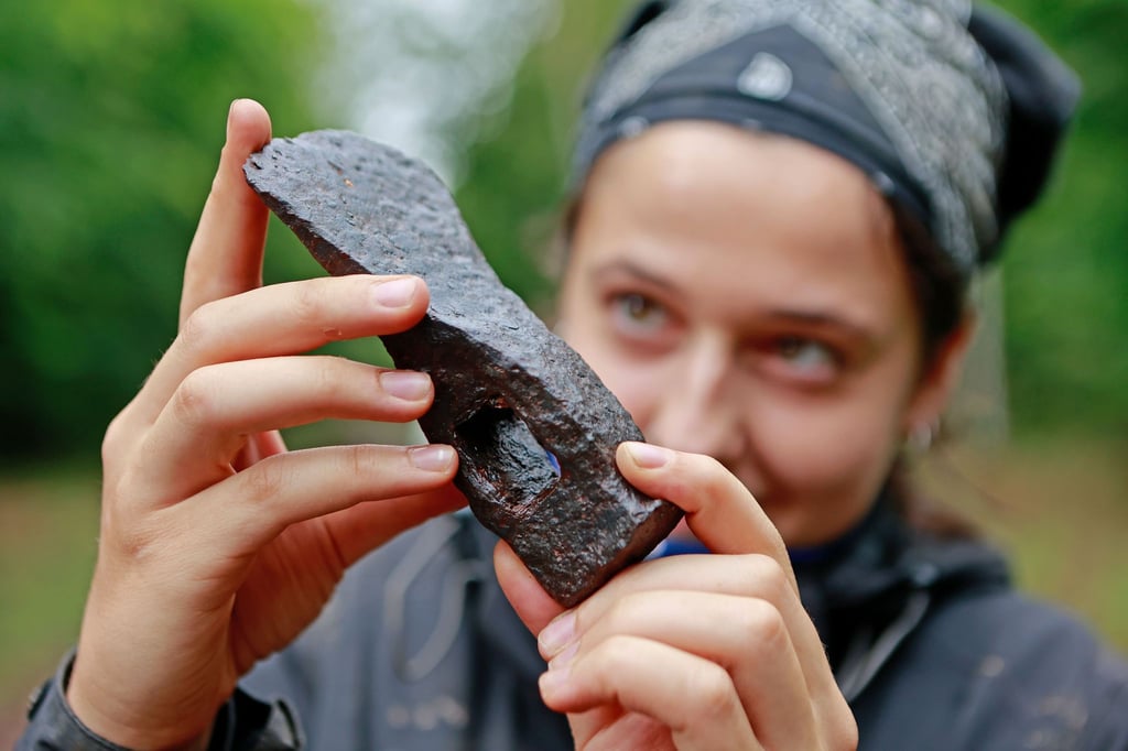 Bei den Ausgrabungen wurde unter anderem diese Axt gefunden.