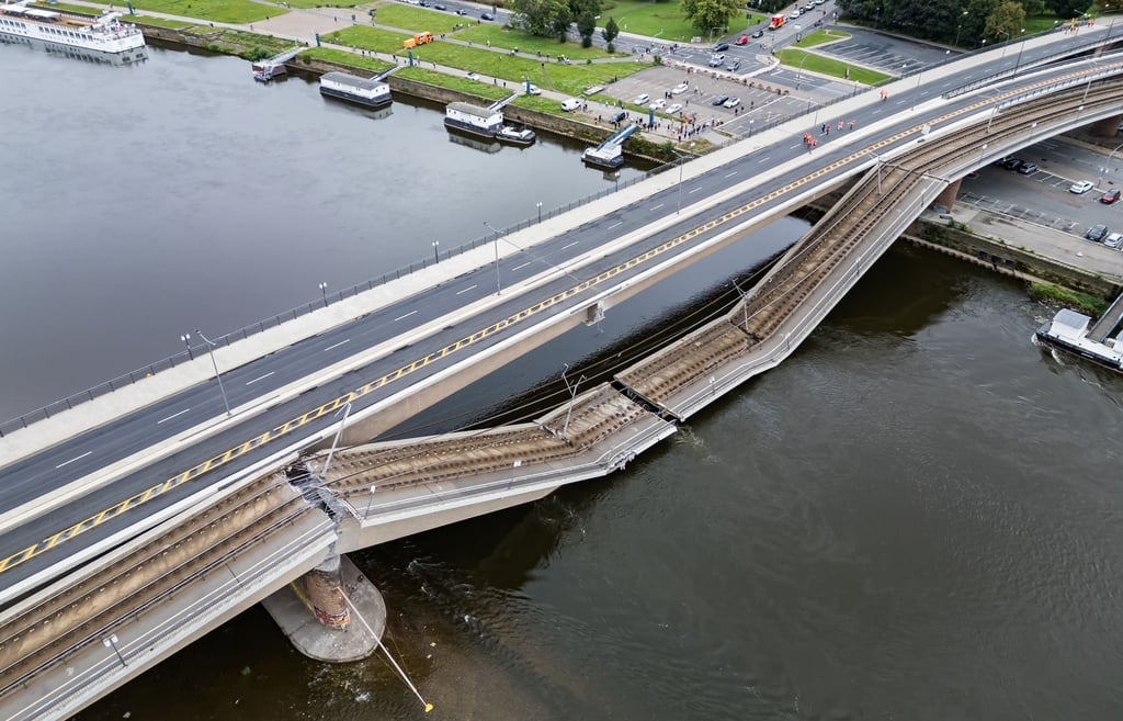 Weitere Teile der Brücke gelten als einsturzgefährdet.
