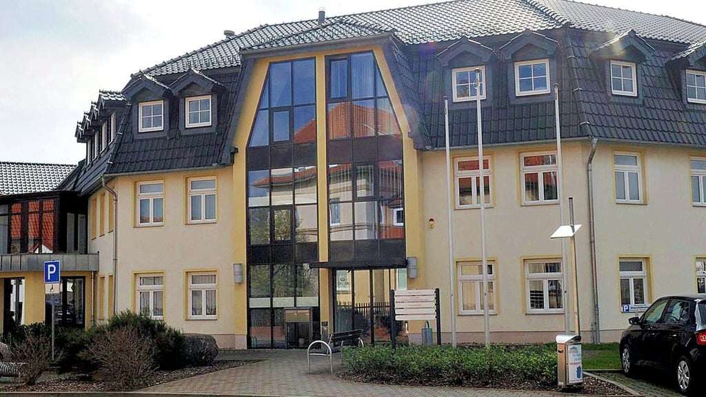 Blick auf die Verwaltung in Röblingen.