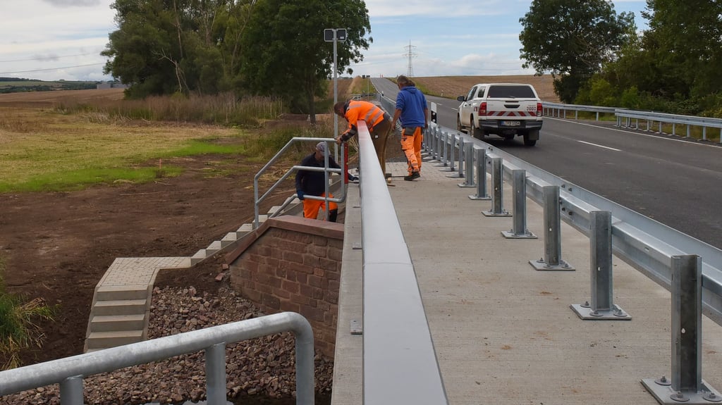 Auf der B 80 zwischen Eisleben und Lüttchendorf erfolgen noch Restarbeiten.