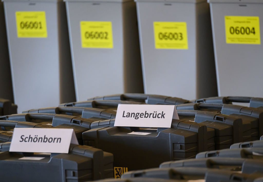 Bei der Landtagswahl am 1. September waren in Dresden und Umgebung Briefwahlzettel aufgetaucht, die zugunsten der rechtsextremen Kleinstpartei Freie Sachsen manipuliert worden waren. (Archivbild)