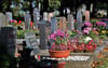 Auf dem Friedhof in Wilsleben (Foto) ist kein Platz mehr für Paarbestattungen in der Urnengemeinschaftsanlage. In Schackstedt sind nur noch vier Plätze unbelegt.