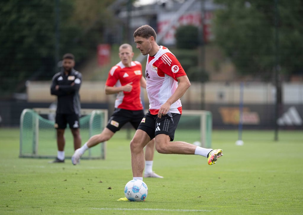 Robert Skov im Training von Union Berlin.