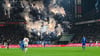 Fans des 1. FC Magdeburg zündeten zu Beginn der zweiten Halbzeit großflächig Pyro im Gästebereich ab.