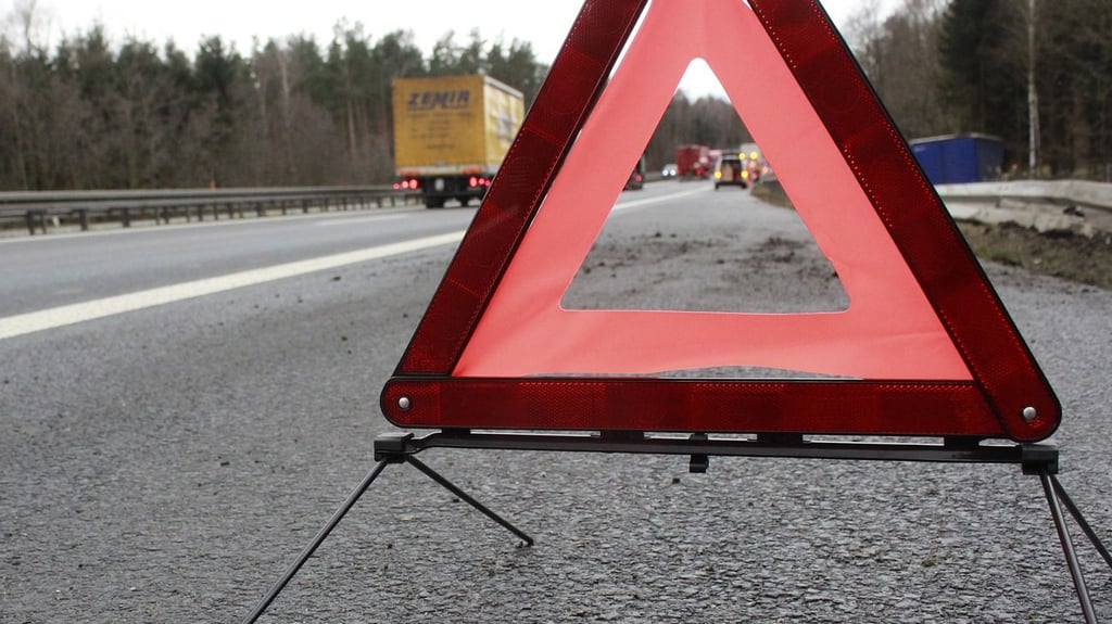 Auf der B87 war es bei Lützen zu einem Unfall mit Vollsperrung gekommen.