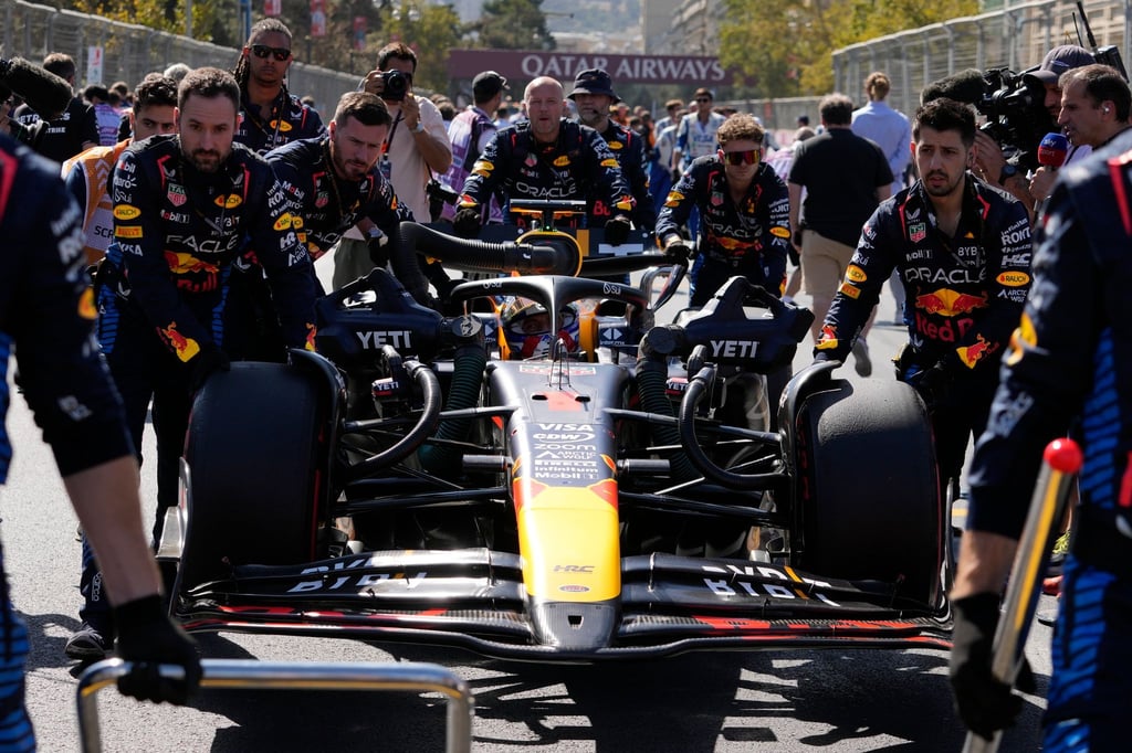 Max Verstappens Vorsprung in der WM schmilzt - deshalb verzichtet Red Bull jetzt auf einen geplanten Sonderlack.