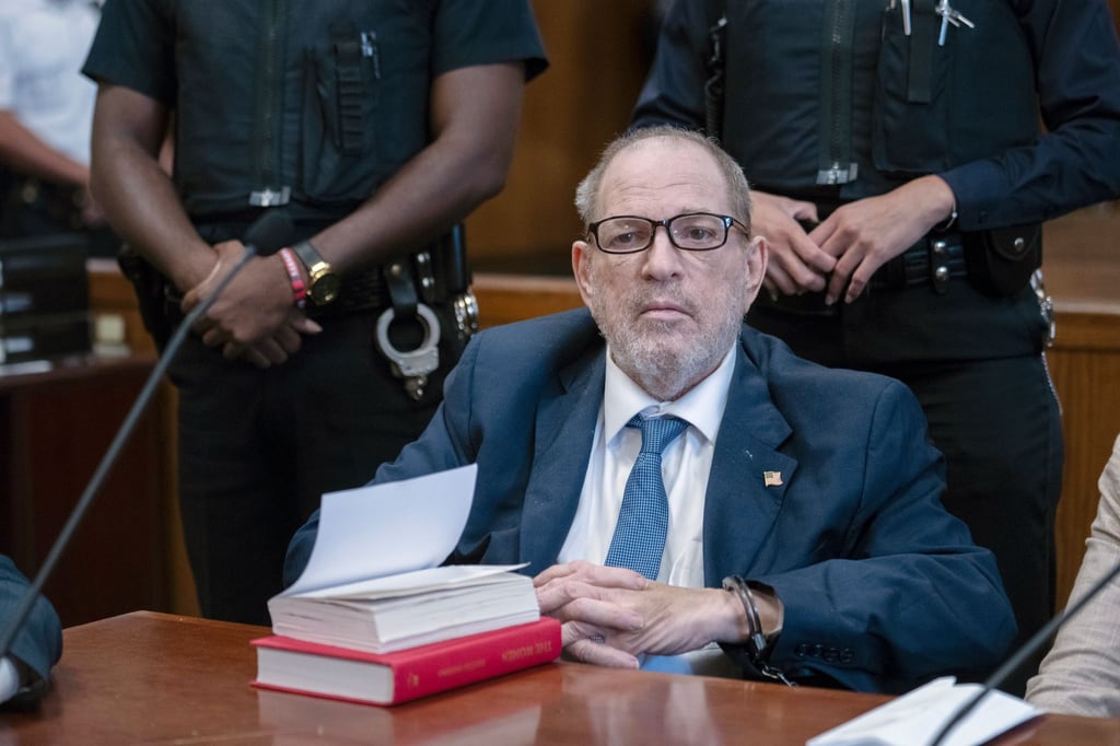 Harvey Weinstein weist Vorwürfe eines sexuellen Vergehens zurück.