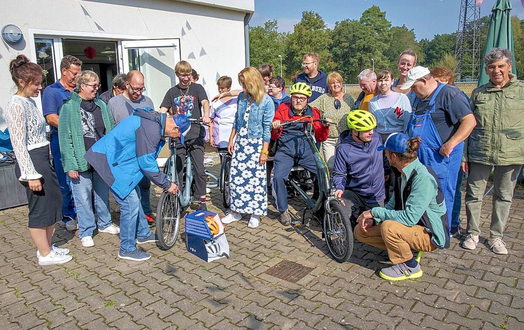 Freude bei der Lebenshilfe in Roßlau: Dank „Aktion Mensch“ konnten für die Bewohner im Haus Kiefernweg (Foto) sowie im Haus Waldhorn jeweils zwei Dreiräder angeschafft werden.