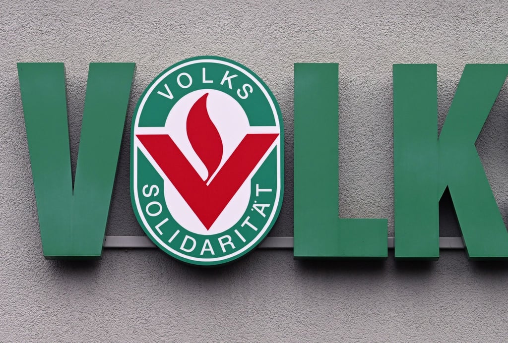 Für Beschäftigte der Volkssolidarität und etlicher weiterer sozialer Träger in Berlin soll es erstmals einen einheitlichen Tarifvertrag geben (Archivbild).