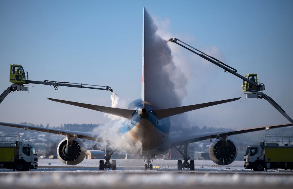 Kommt es zu größeren Verspätungen, weil ein Flugzeug vor dem Start einteist werden muss, können Flugreisende nun auf Entschädigungen hoffen.