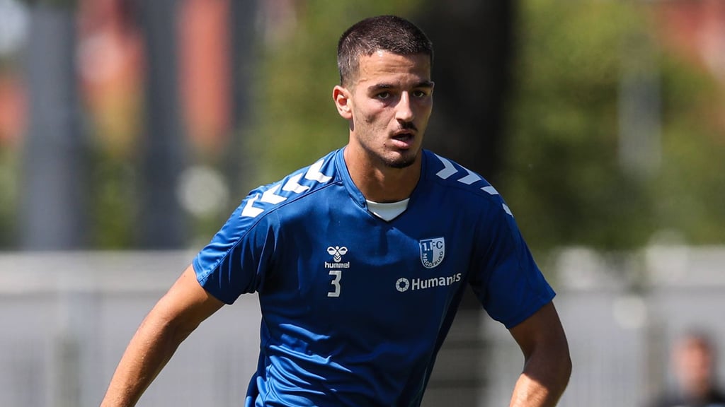 FCM-Spieler Andi Hoti erkämpfte sich für das Spiel gegen den 1. FC Köln einen Startelf-Platz.