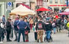 Tausende Besucher kommen zum Zeitzer Zuckerfest, hier 2023. Da spielt Sicherheit im Gedränge eine große Rolle. 