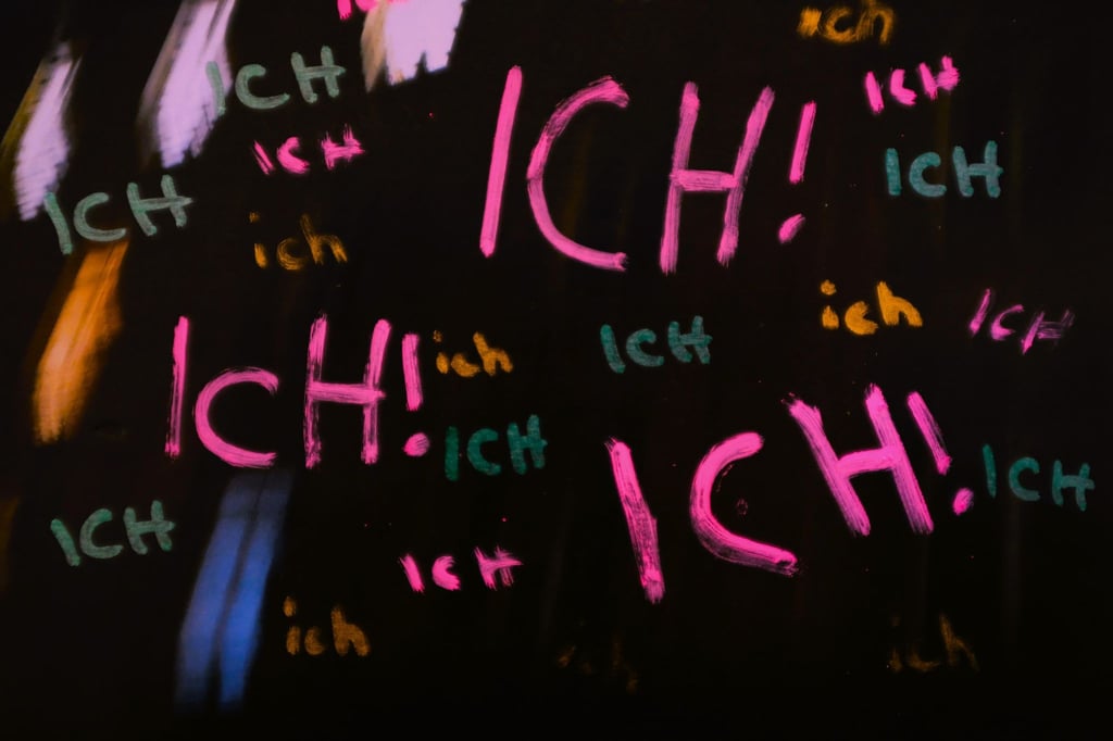 Nicht jeder, der als narzisstisch bezeichnet wird, ist es im Sinne einer Störung. Dafür aber andere - von denen man es nicht sofort denkt.