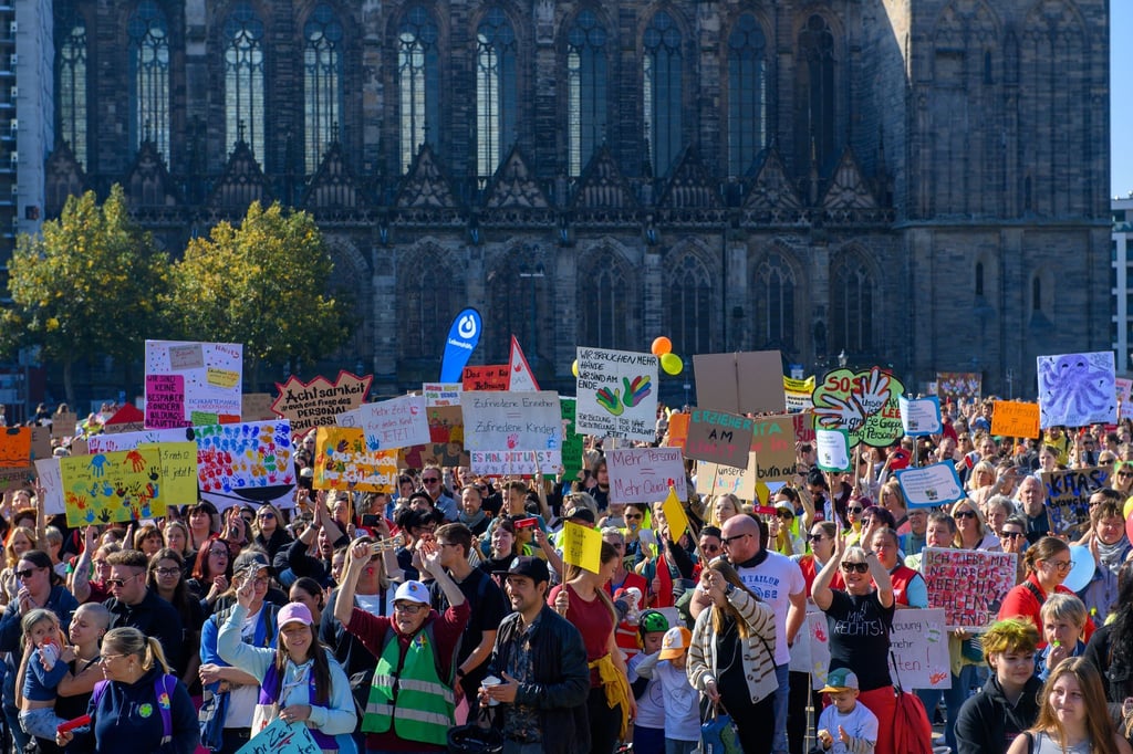 Die Debatte über die Verbesserung der Personalschlüssel läuft.