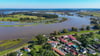 Der deutsch-polnische Grenzfluss Oder führt bei Ratzdorf im Kreis Oder-Spree Hochwasser.