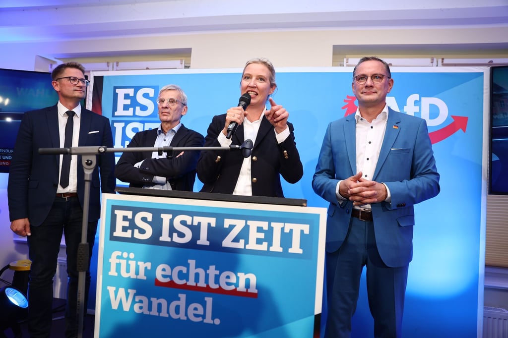 AfD feiert ihren Wahlerfolg in Potsdam.