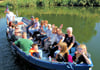 Beim Hafenfest in Nienburg wurden halbstündige Fahrten mit dem Kutter auf der Saale angeboten.