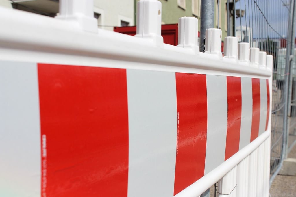 Zwischen Dannefeld und Friedrichskanal wird die L20 wegen Bauarbeiten gesperrt.
