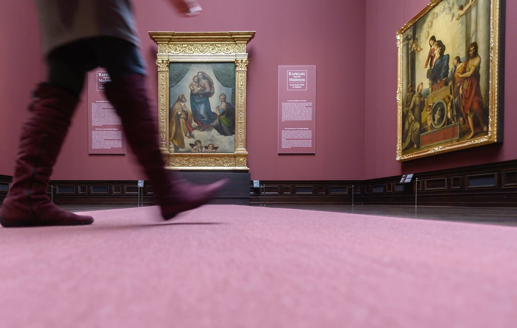 Das Gemälde „Die Sixtinische Madonna“ von Raffael in der Gemäldegalerie Alte Meister Dresden