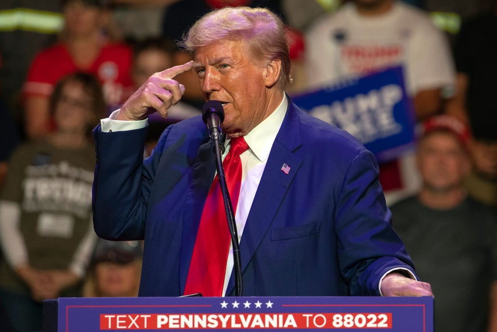 Trump warnt: Wer sein Produkt nicht in den USA herstellt, muss hohe Zölle zahlen. (Archivbild)