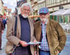 Stefan Cramer und Stephan Gistrichovsky (von links) sind auf Spurensuche im Harz unterwegs, hier auf dem Weg zum Stadtarchiv Wernigerode. Die beiden Goslarer erforschen die Geschichte der Zwangsarbeitslager an der Rappbodetalsperre, wo Gistrichovskys Großvater interniert war.