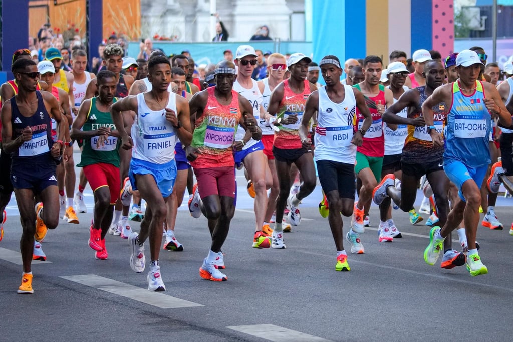 Bei den Olympischen Spielen in Paris gab Kipchoge auf.