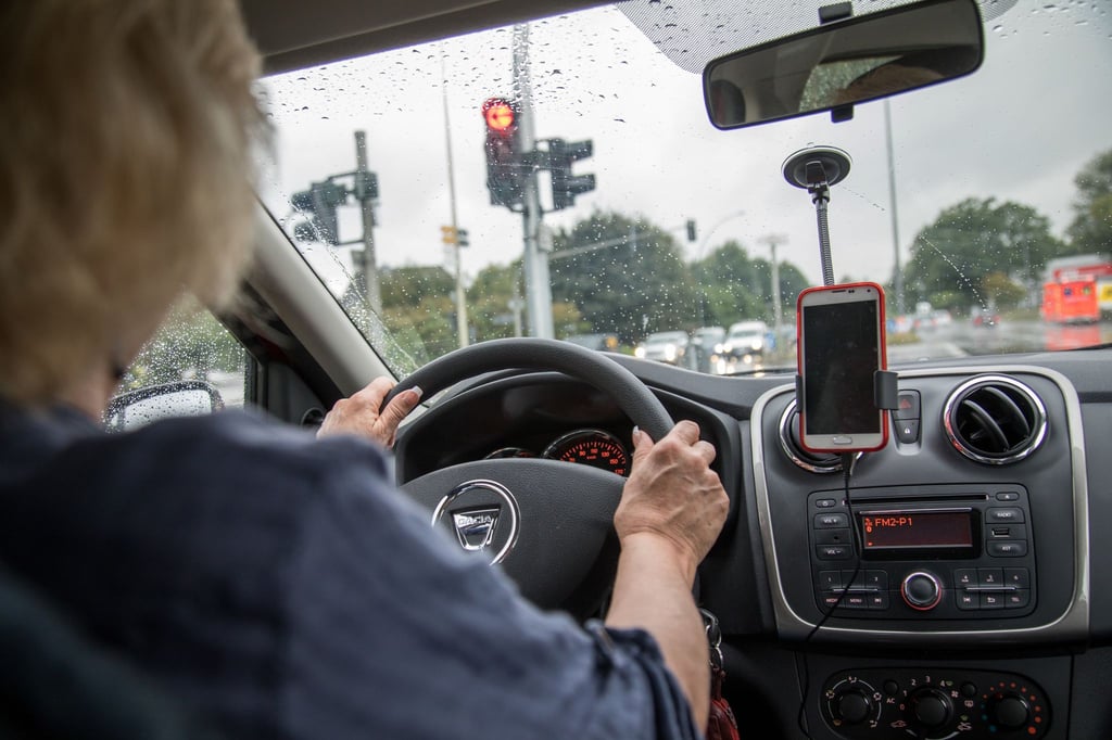 Ein Auto ist auch für Bürgergeld-Empfänger wichtig, besonders für den Weg zur Arbeit oder potenzielle Jobmöglichkeiten.