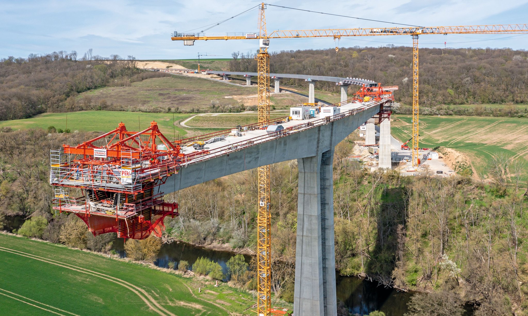 Höchste Brücke SachsenAnhalts So verläuft der Bau der Saaletalbrücke