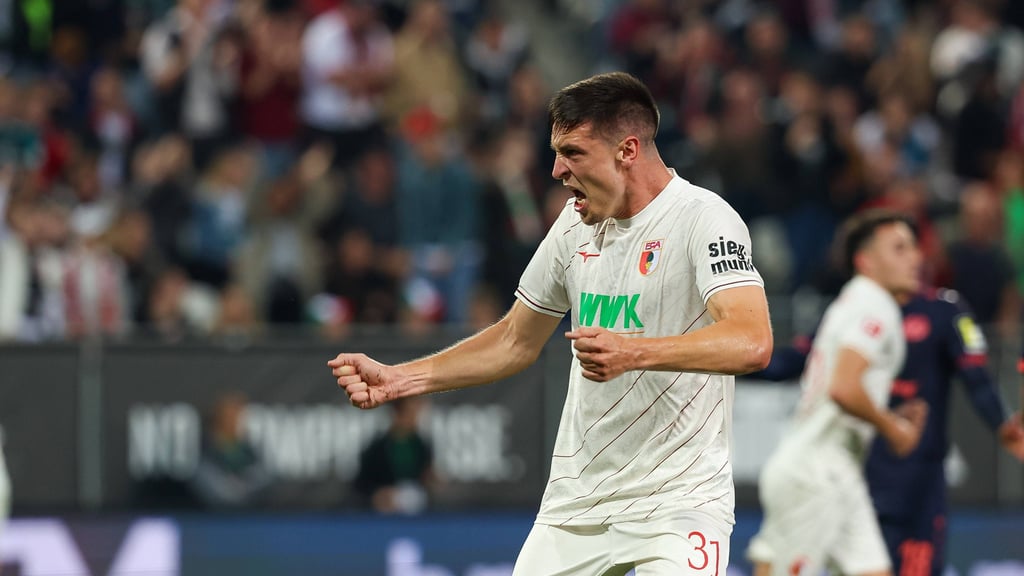 Keven Schlotterbeck bejubelt sein Tor gegen Mainz.