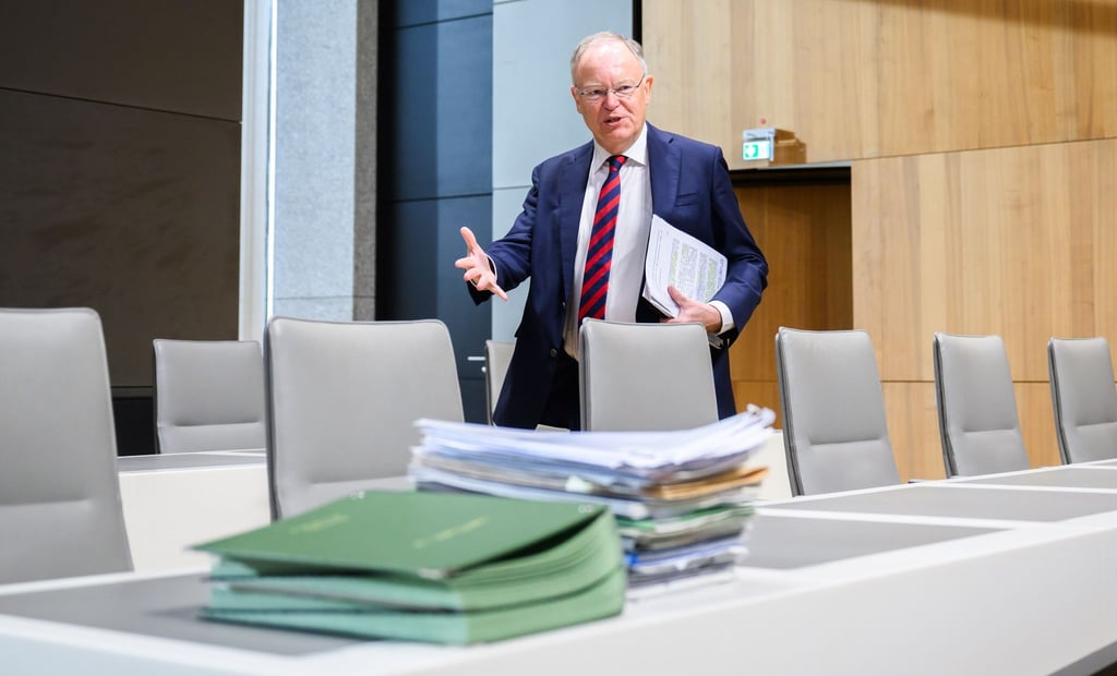 Die rot-grüne Regierung von Ministerpräsident Stephan Weil steht wegen ihres Haushaltsplanentwurfs in der Kritik.