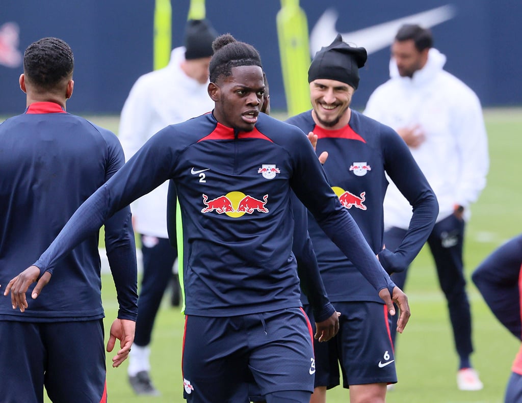 Castello Lukeba und Eljif Elmas im Training. (Archivbild)