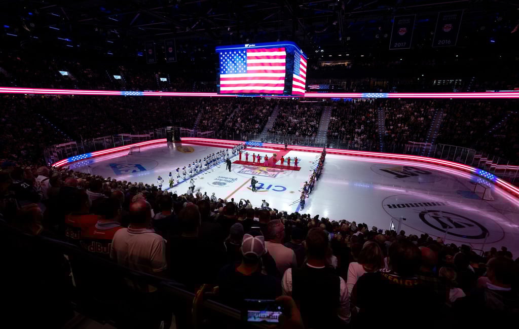 US-Gast in München: Die Buffalo Sabres aus der NHL.