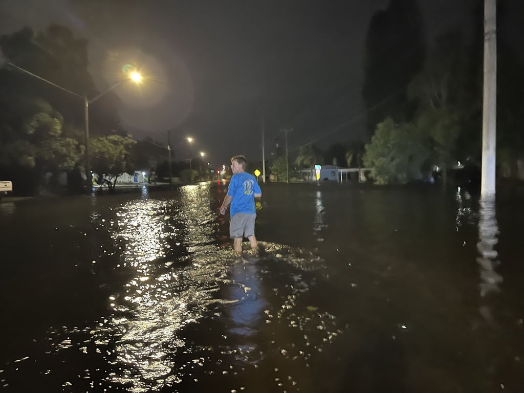 Überschwemmungen an der Westküste Floridas