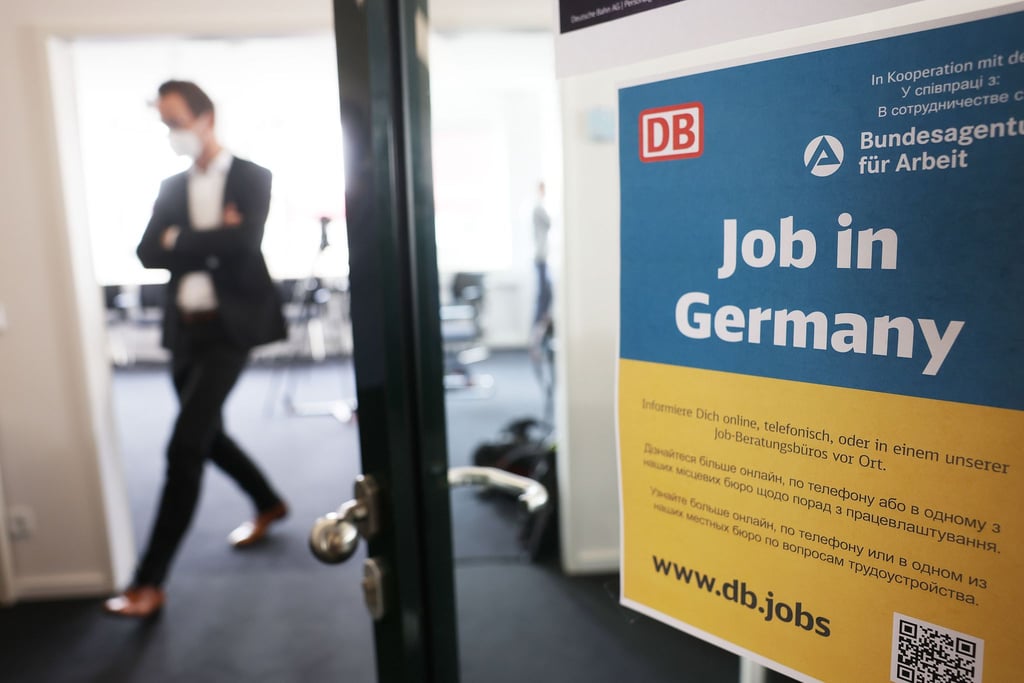 Die Integration von Ukrainerinnen und Ukrainern auf dem deutschen Arbeitsmarkt scheint in die Gänge zu kommen (Archivbild).