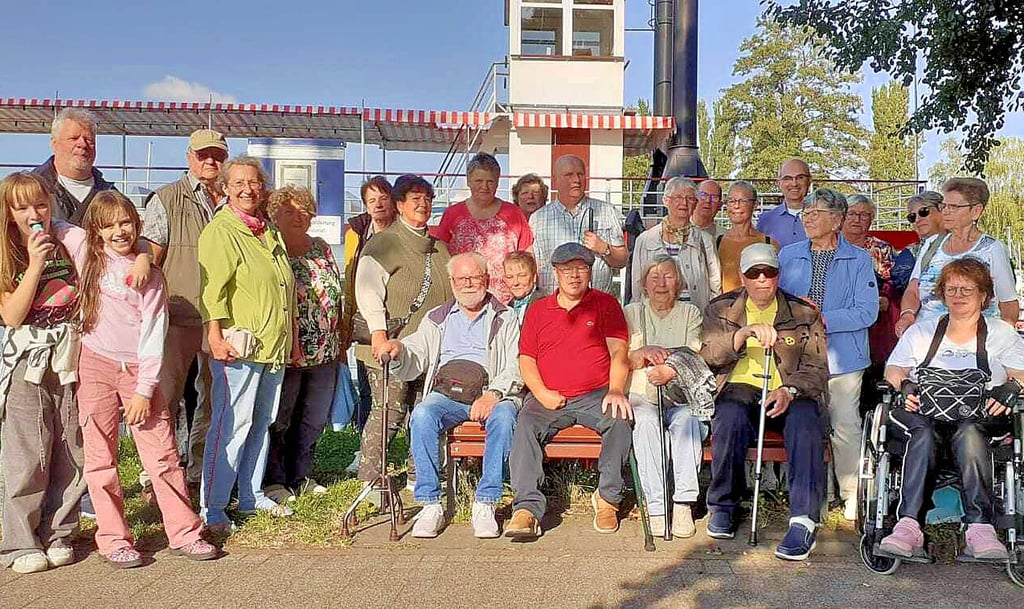 Beim Ausflug mit Queen-Fahrt waren auch jüngere Gäste und Senioren aus anderen Ortsteilen der Einheitsgemeinde mit dabei.