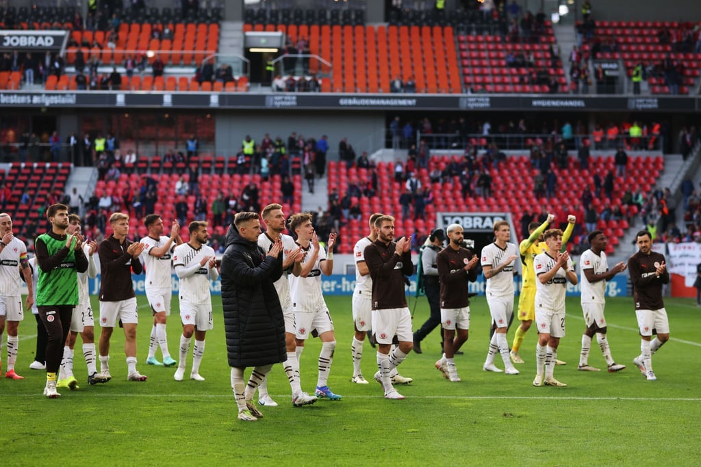 St. Pauli hat in Freiburg 3:0 gewonnen.