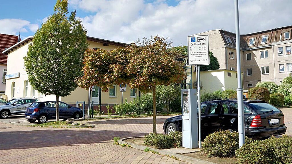 Müssen Bürger in der Damaschkestraße künftig mehr oder gar nicht mehr fürs Parken bezahlen? Das wird weiter beraten.